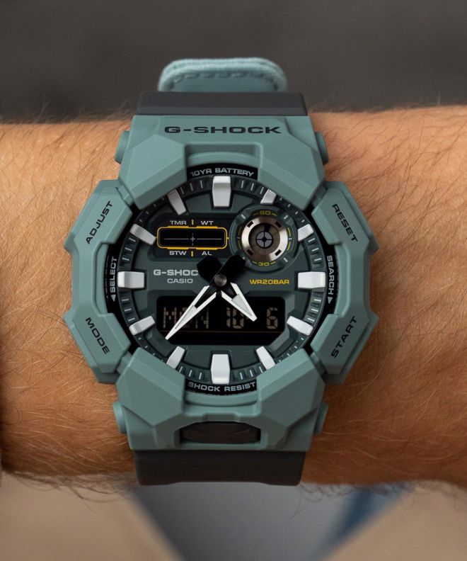 Годинник Чоловічий Casio G-Shock Analog-Digital GA-010CE-2AER