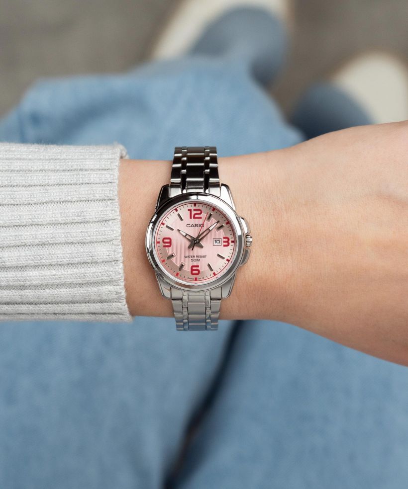 Годинник Жіночий Casio Classic