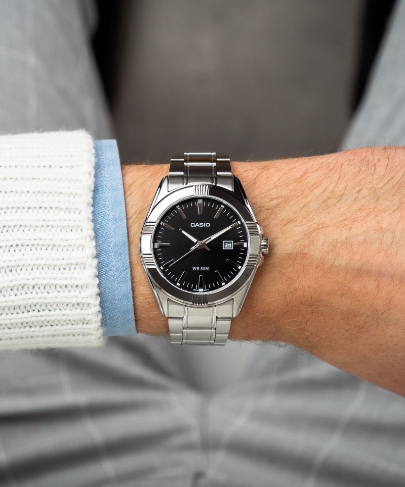 Годинник Чоловічий Casio Classic