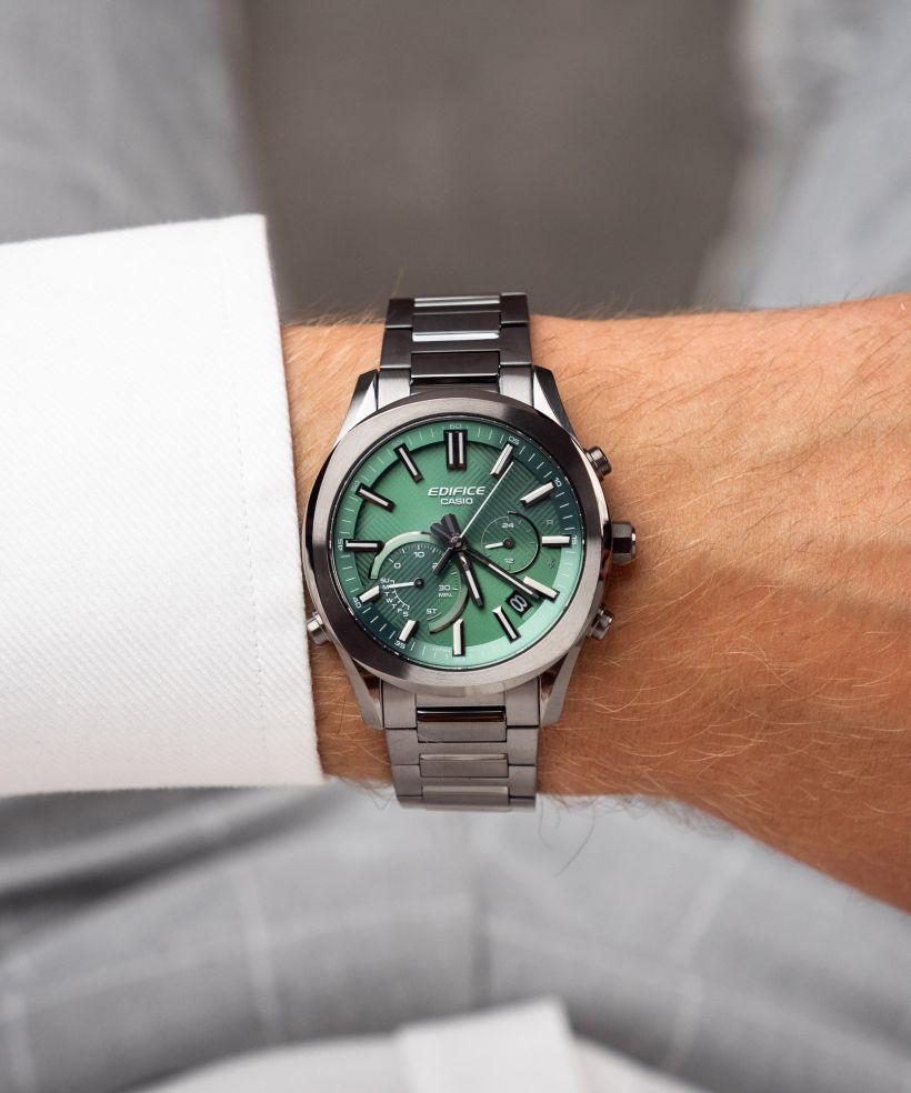 Годинник Чоловічий Edifice EQB-1300 EQB-1300 Series Solar Chronograph