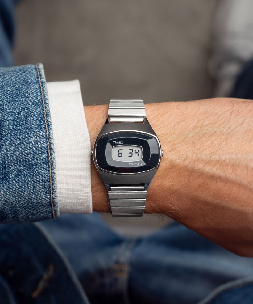 Годинник Чоловічий Timex Q 1975 SSQ Digital Reissue