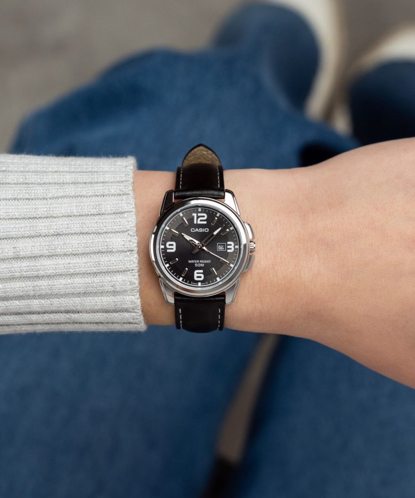 Годинник Жіночий Casio Classic
