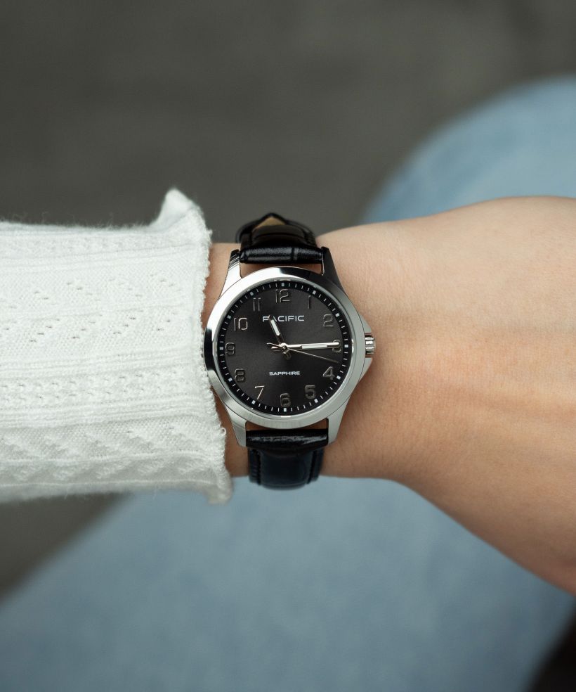 Годинник Жіночий Pacific Sapphire