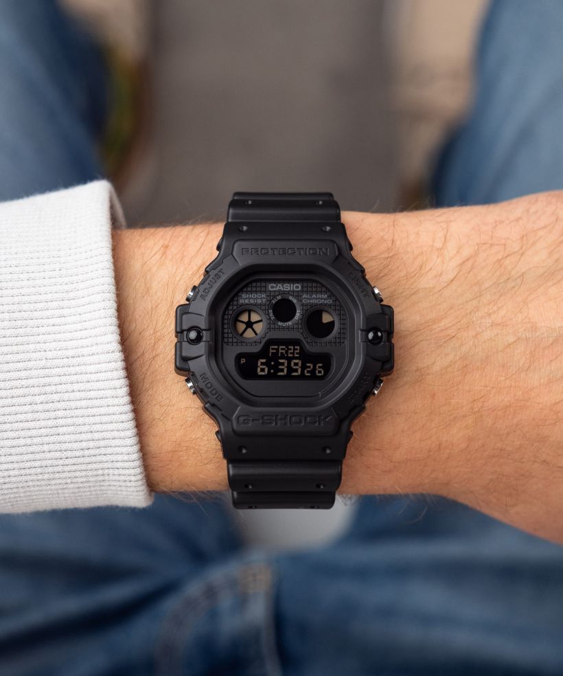Годинник Чоловічий G-SHOCK Digital 5900 Series