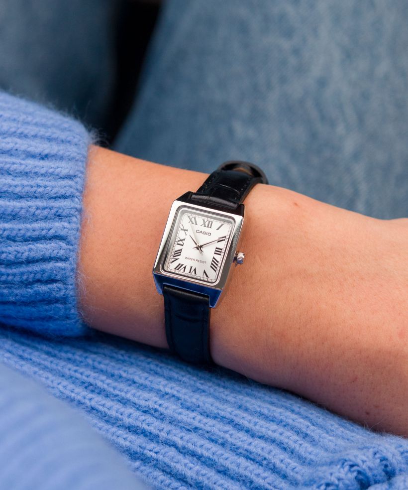 Годинник Жіночий Casio Classic