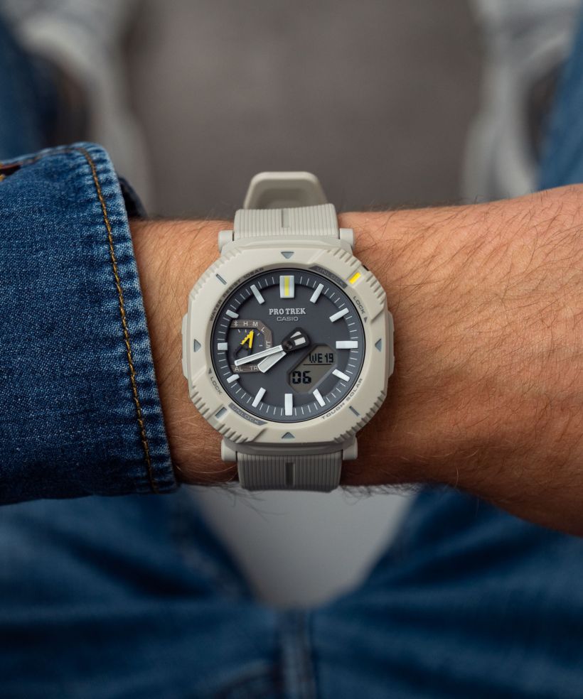 Годинник Чоловічий Casio Protrek Hiker Solar