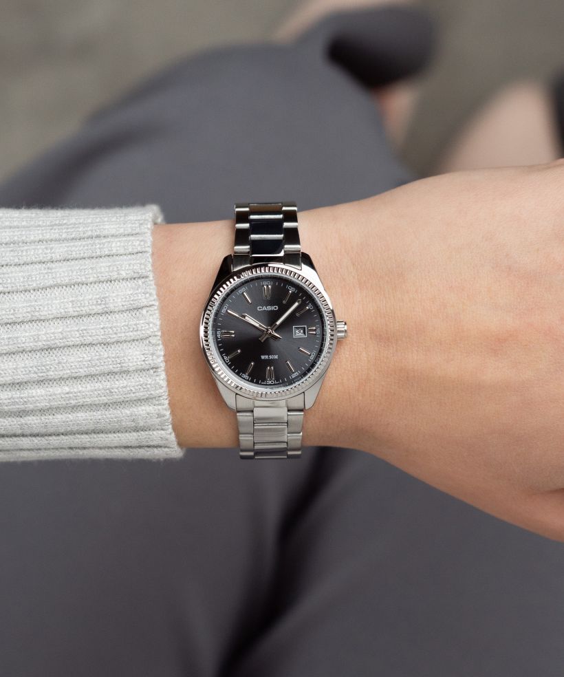Годинник Жіночий Casio Classic