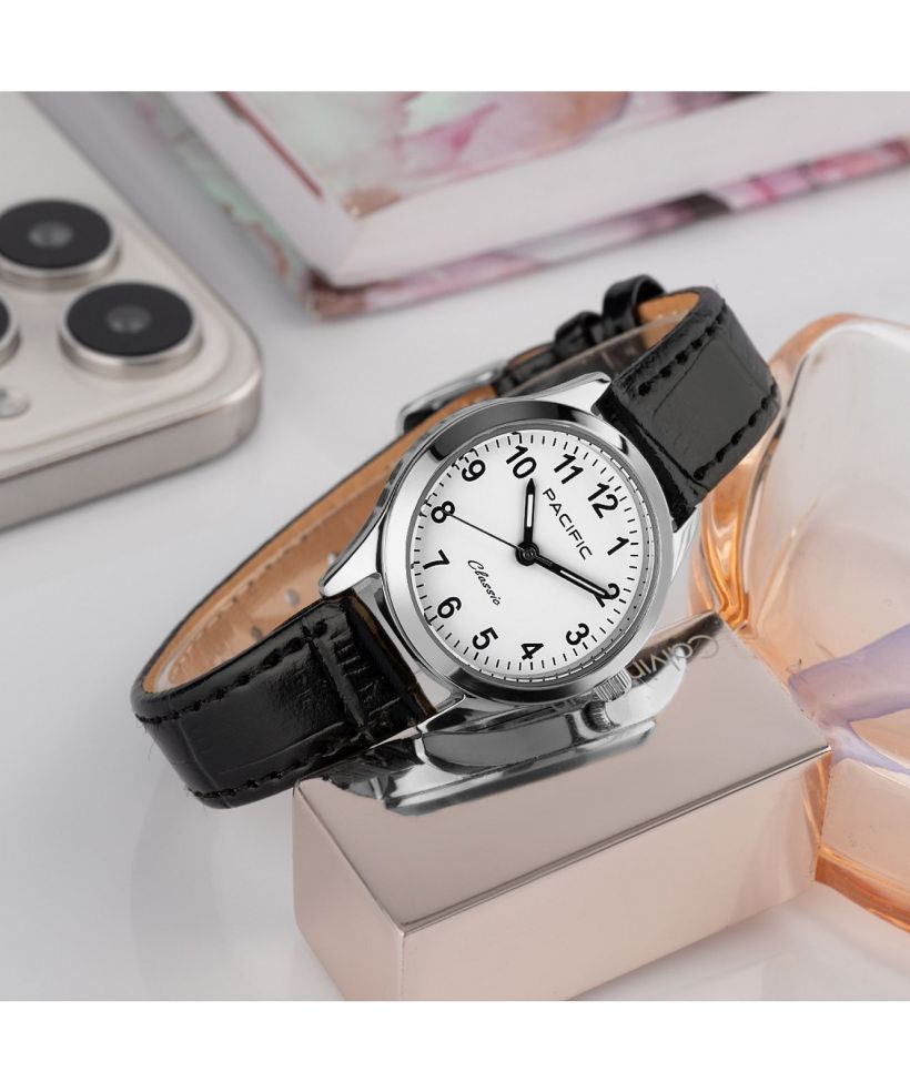 Годинник Жіночий Pacific Classic