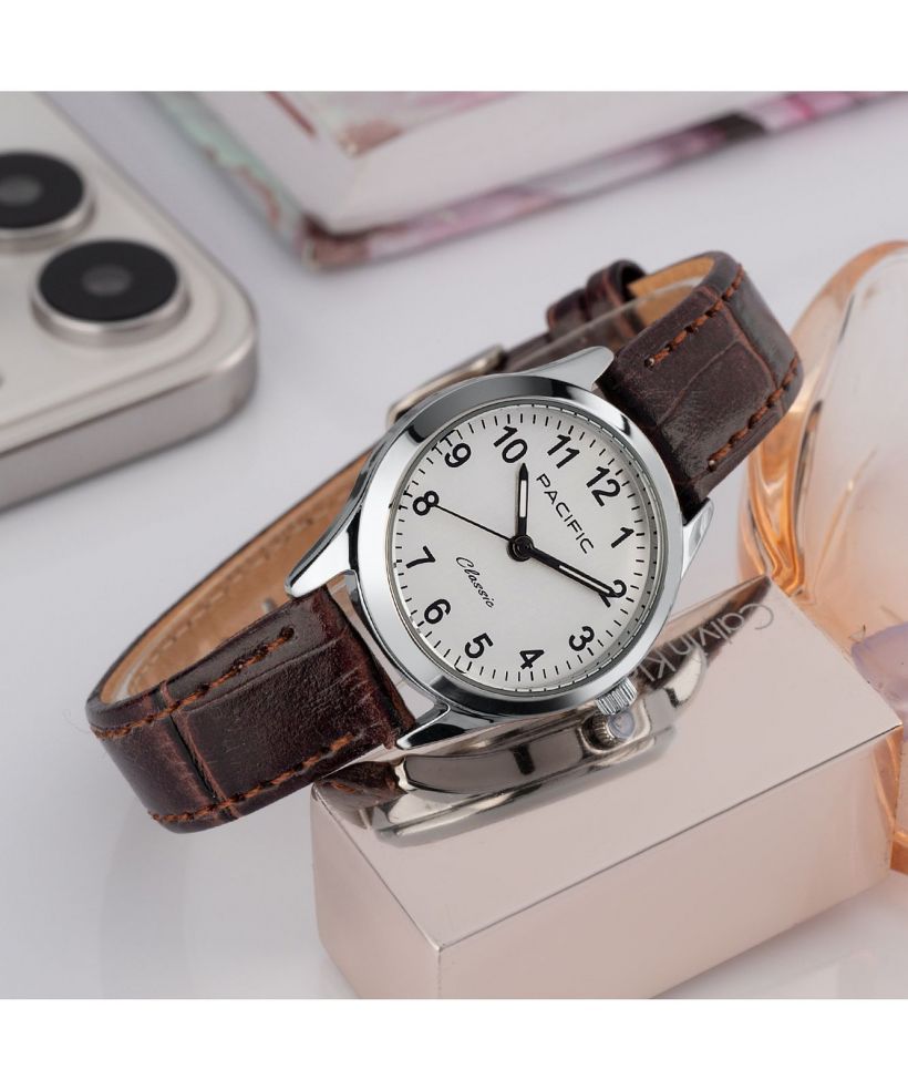 Годинник Жіночий Pacific Classic
