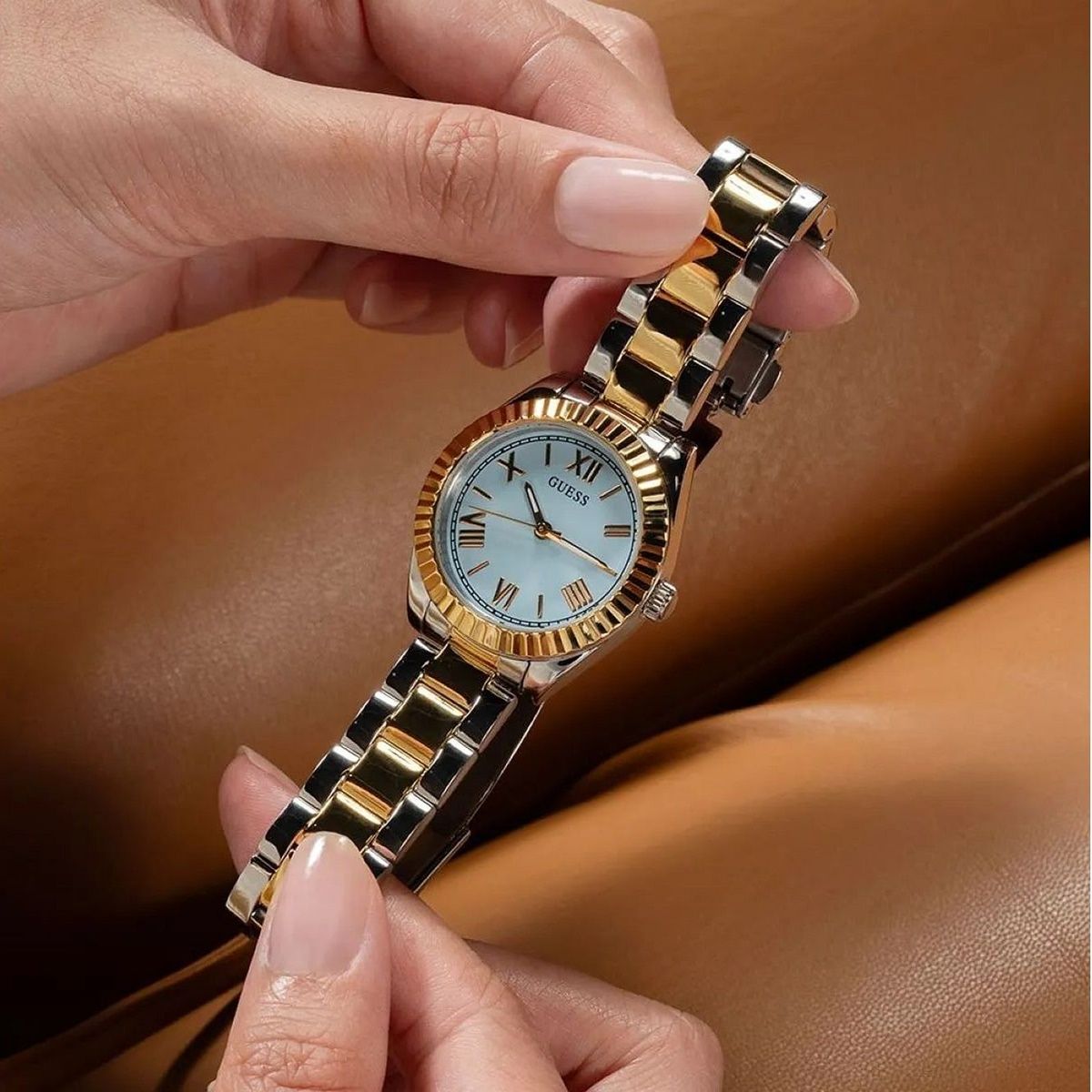 Годинник Жіночий Guess Mini Luna
