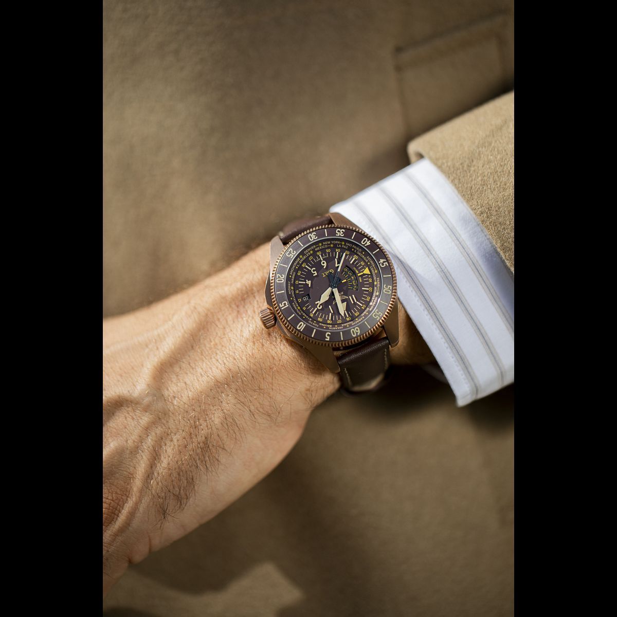 Годинник Чоловічий Aviator Airacobra GMT